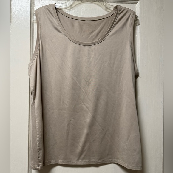 Dana Buchman Sleeveless Top - Picture 2 of 4